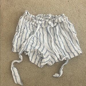 Hollister Ultra High-Rise Shorts